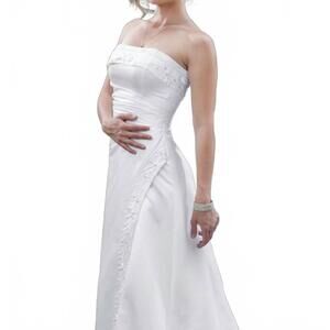 NEW LAST DRESS whispers of grace strapless gown in white